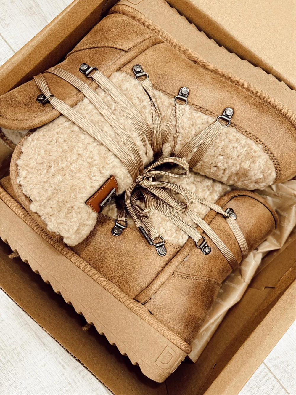 Ženske polučizme F988 - D.FRANKLIN NORDIC FUR SAND - TAMNO BEŽ