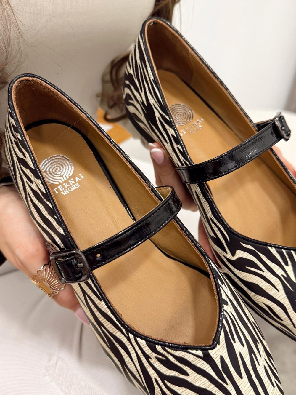 Kožne baletanke G149 - ETERNAL - špic - ZEBRA