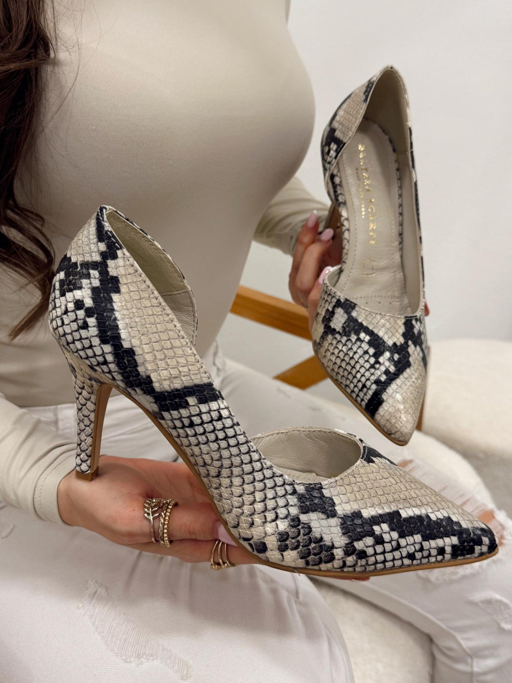 Kožne štikle G118 - BELEZZA SCARPE - na tanku štiklu - špic - zmijske - BEŽ