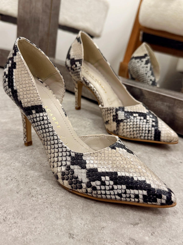 Kožne štikle G118 - BELEZZA SCARPE - na tanku štiklu - špic - zmijske - BEŽ