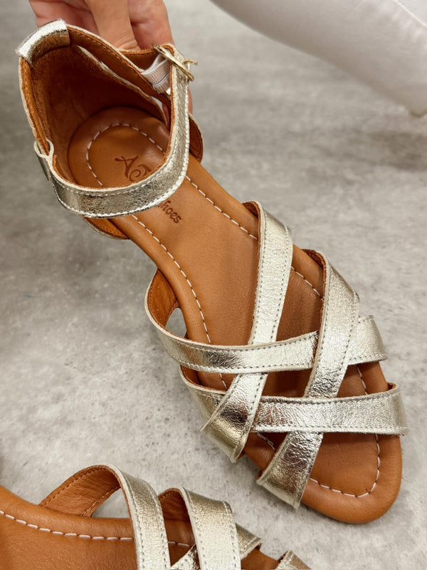 Kožne sandale G472 - ATO SHOES - ZLATNA