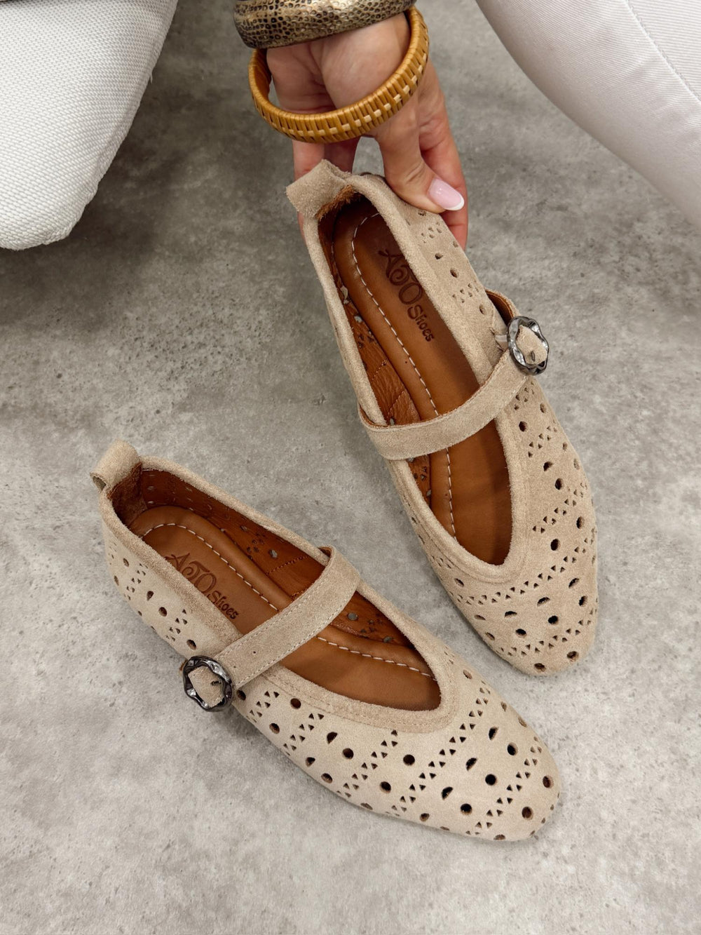Kožne cipele - baletanke G468 - ATO SHOES - rupičaste - BEŽ