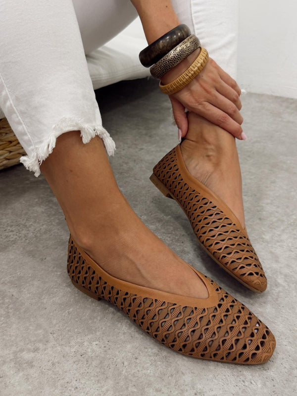 Kožne cipele - baletanke G465 - ATO SHOES - rupičaste - KAMEL