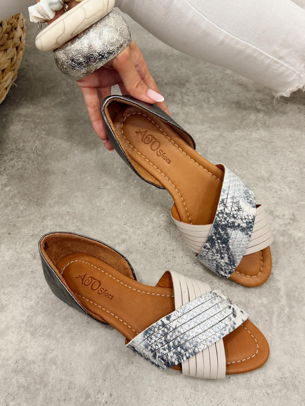 Kožne sandale - baletanke G473 - ATO SHOES - SNAKE - BEŽ - GRAFIT