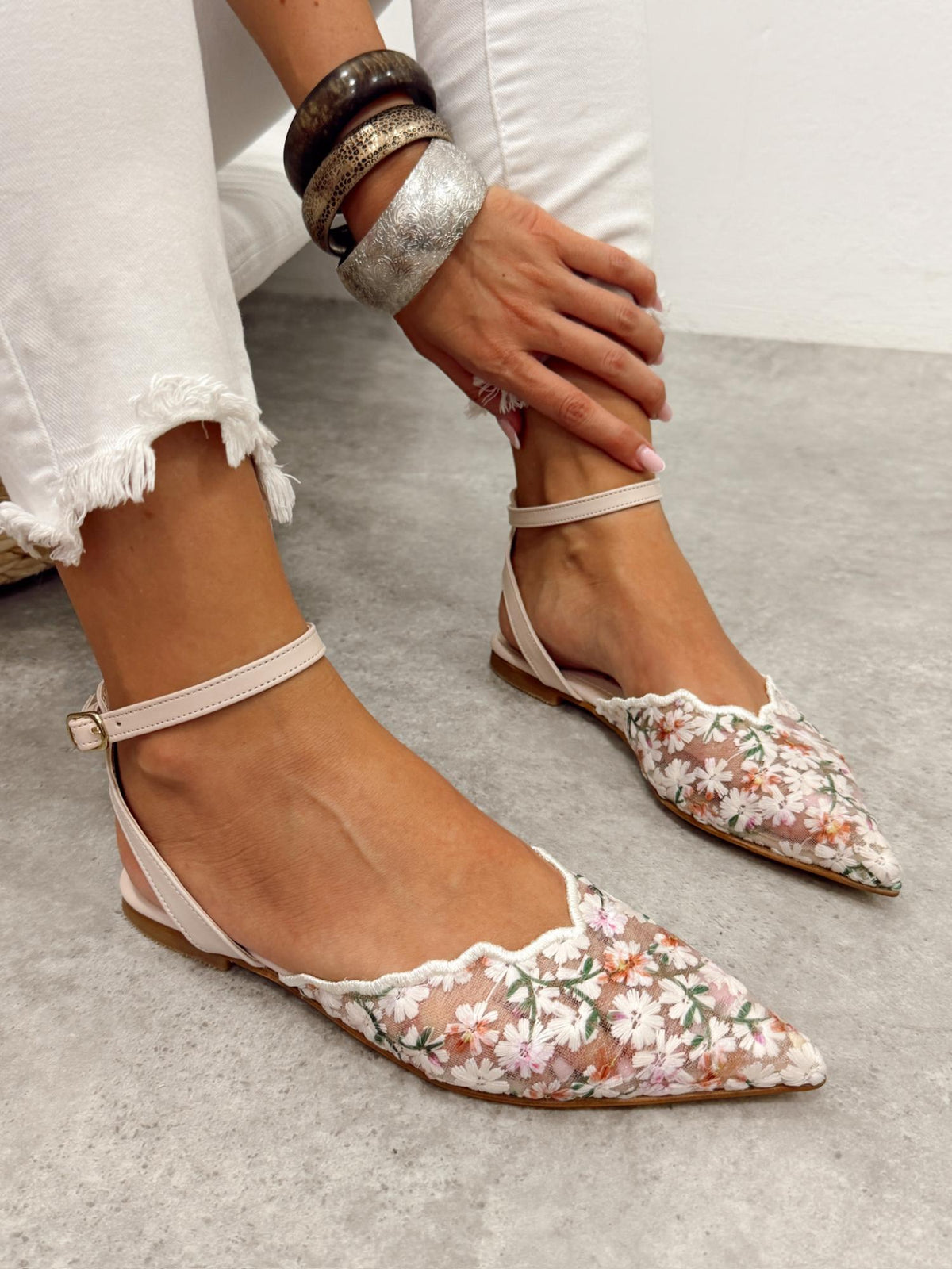 Ženske sandale - baletanke G490 - ROVIGO - sa cvetnim vezom - BEŽ