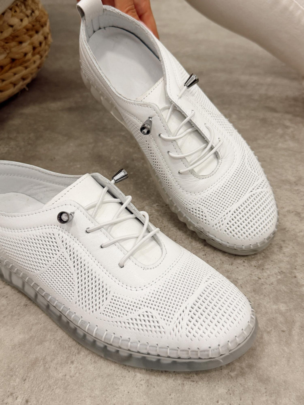 Kožne patike G452 - ATO SHOES - BELA