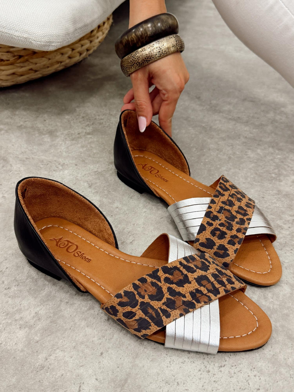 Kožne sandale - baletanke G473 - ATO SHOES - GRAFIT - LEOPARD - CRNA