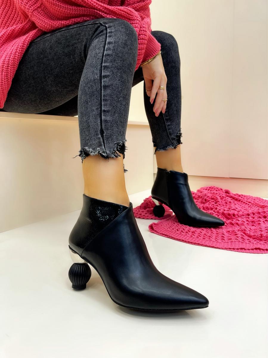 Ženske gležnjače B287 - CRNA