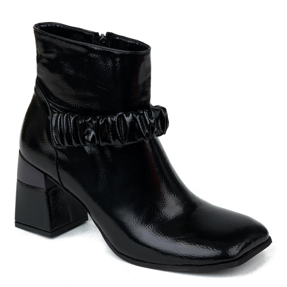 Ženske gležnjače B489 - CRNA