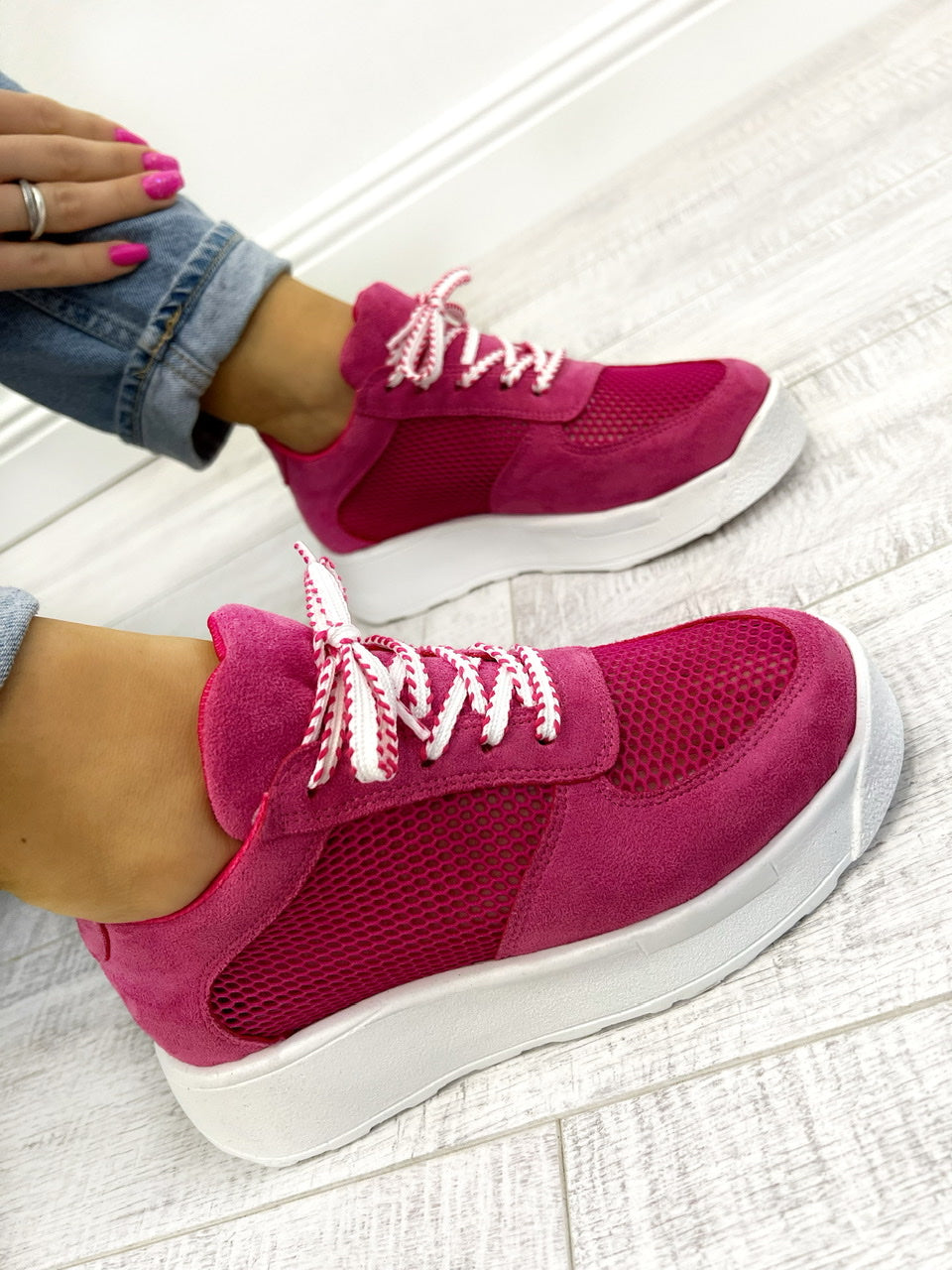 Ženske patike D601 - RUPIČASTE - PINK