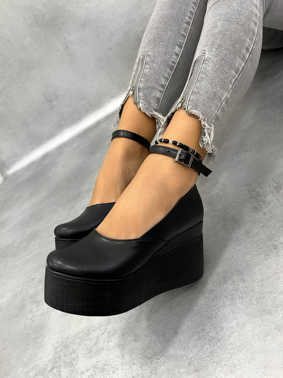 Ženske cipele D643 - PLATFORM - CRNA