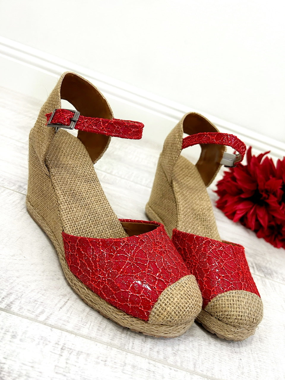 Ženske espadrile D701 - NA KOPČANJE - CRVENA
