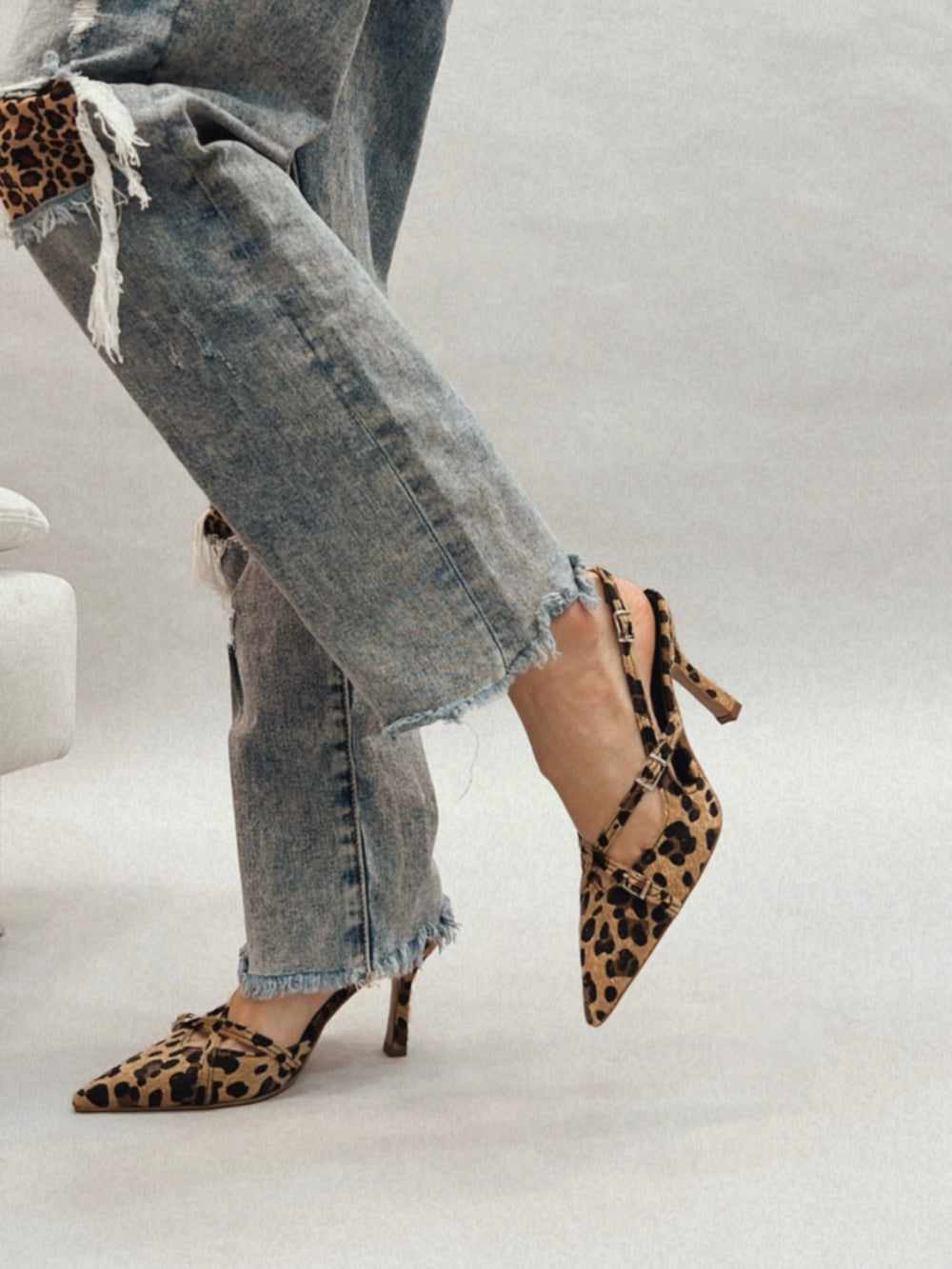 Ženske sandale E275 - ŠPIC - CRNA - BEŽ - LEOPARD