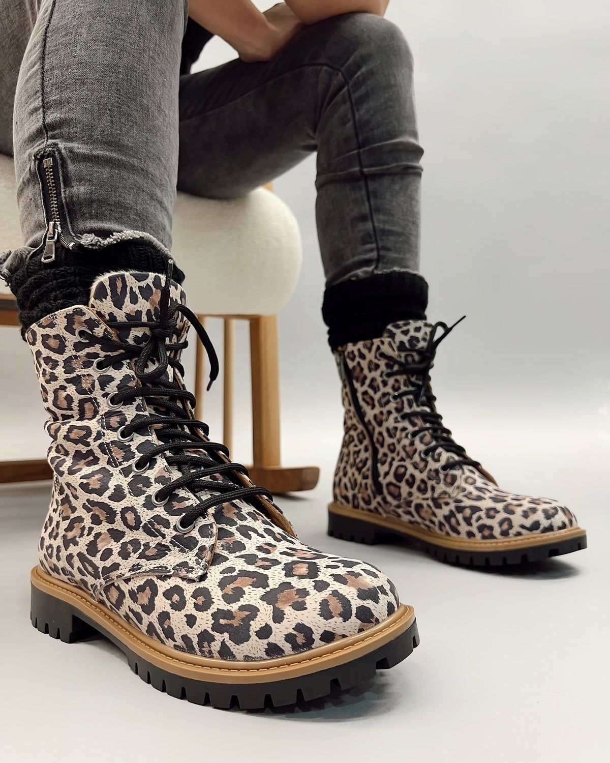 Kožne čizme E680 - LEOPARD