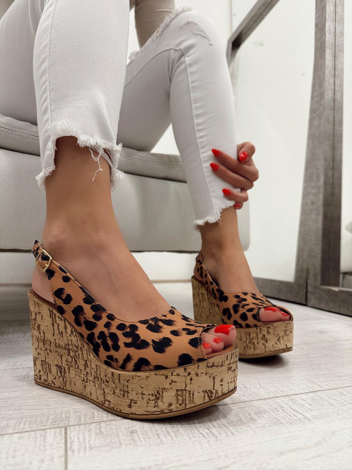 Ženske sandale F010 - NA PUNU PETU - LEOPARD