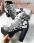 **SNAKE PRINT POLUČIZME SA PLATFORMOM NA DEBLJU ŠTIKLU - CRNO/BELE