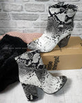 **SNAKE PRINT POLUČIZME NA DEBLJU ŠTIKLU - BELO/CRNE