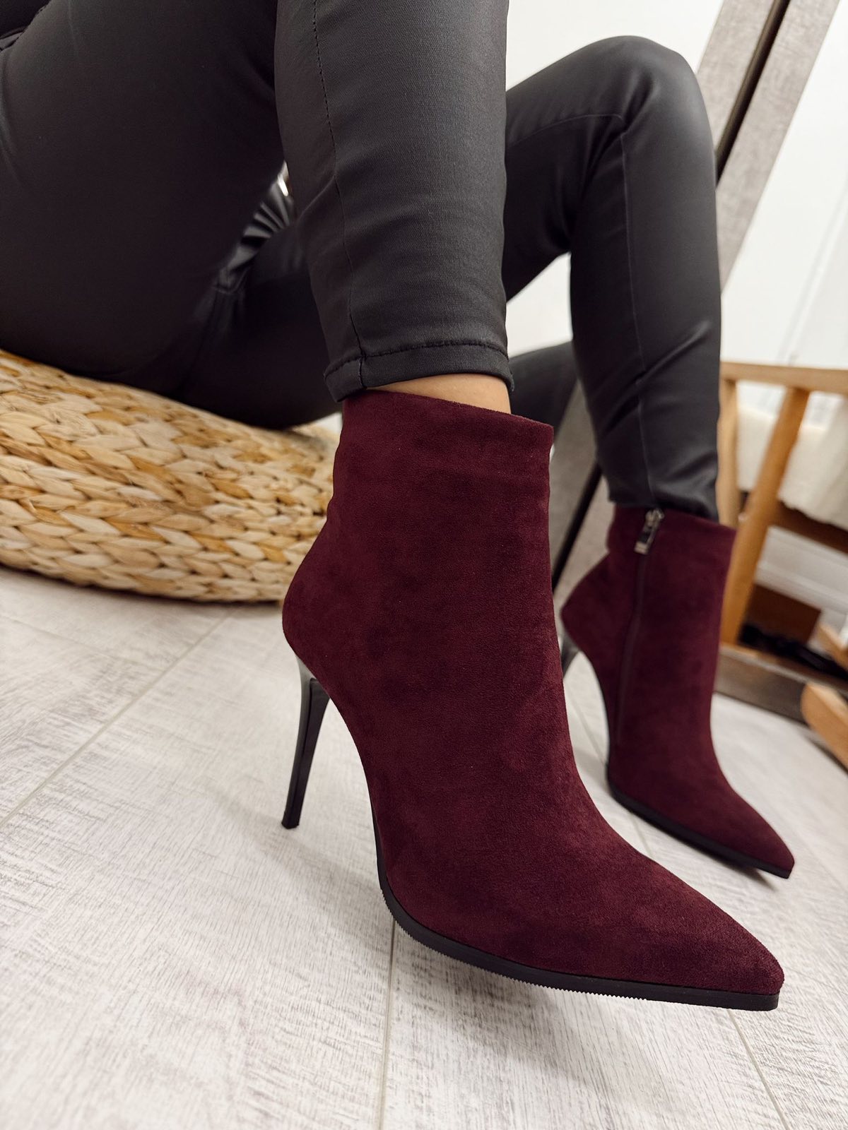 Ženske polučizme F505 - BORDO