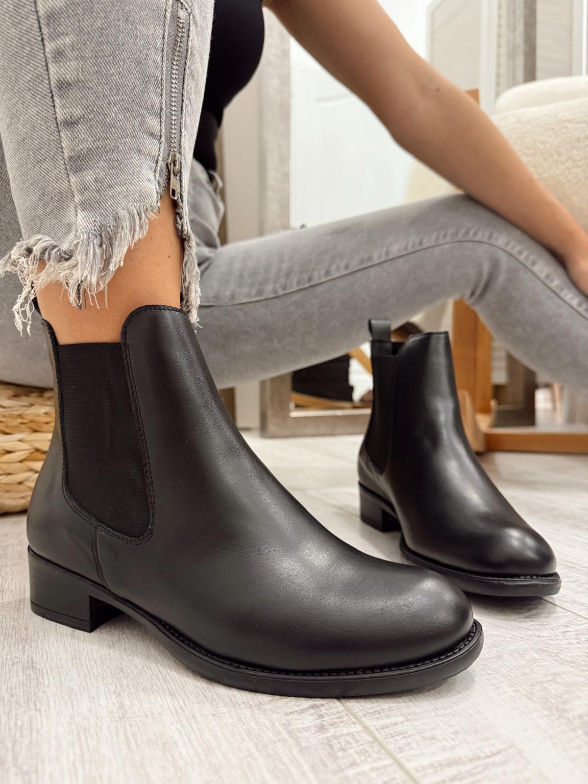 Kožne polučizme F611 - BELEZZA SCARPE - CRNA