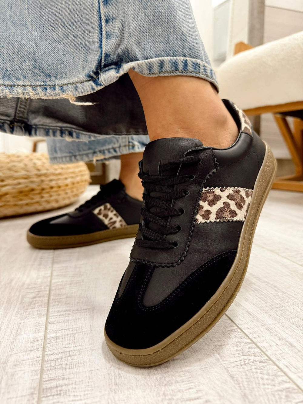 Kožne patike F856 - LB VIGOTTI - LEOPARD - CRNA