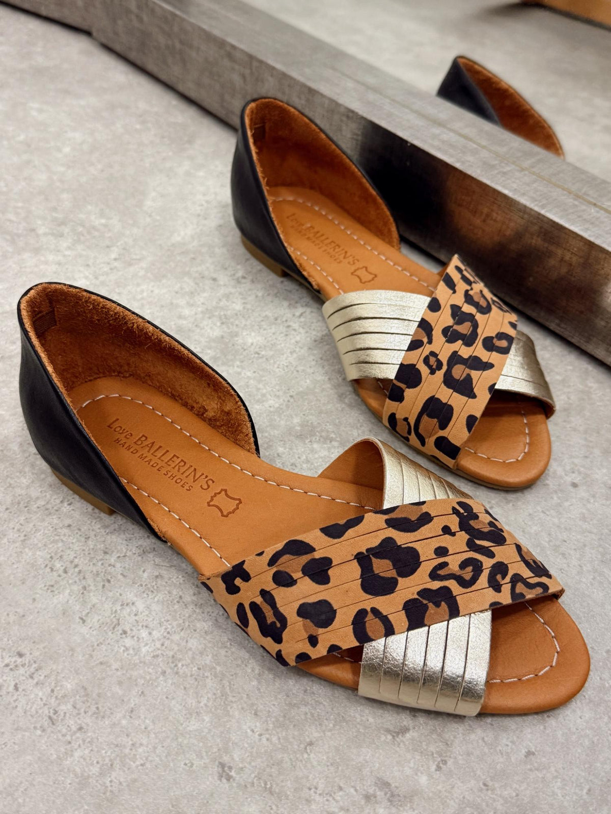 Kožne ravne sandale - baletanke G198 - LOVE BALLERIN'S - LEOPARD - CRNA