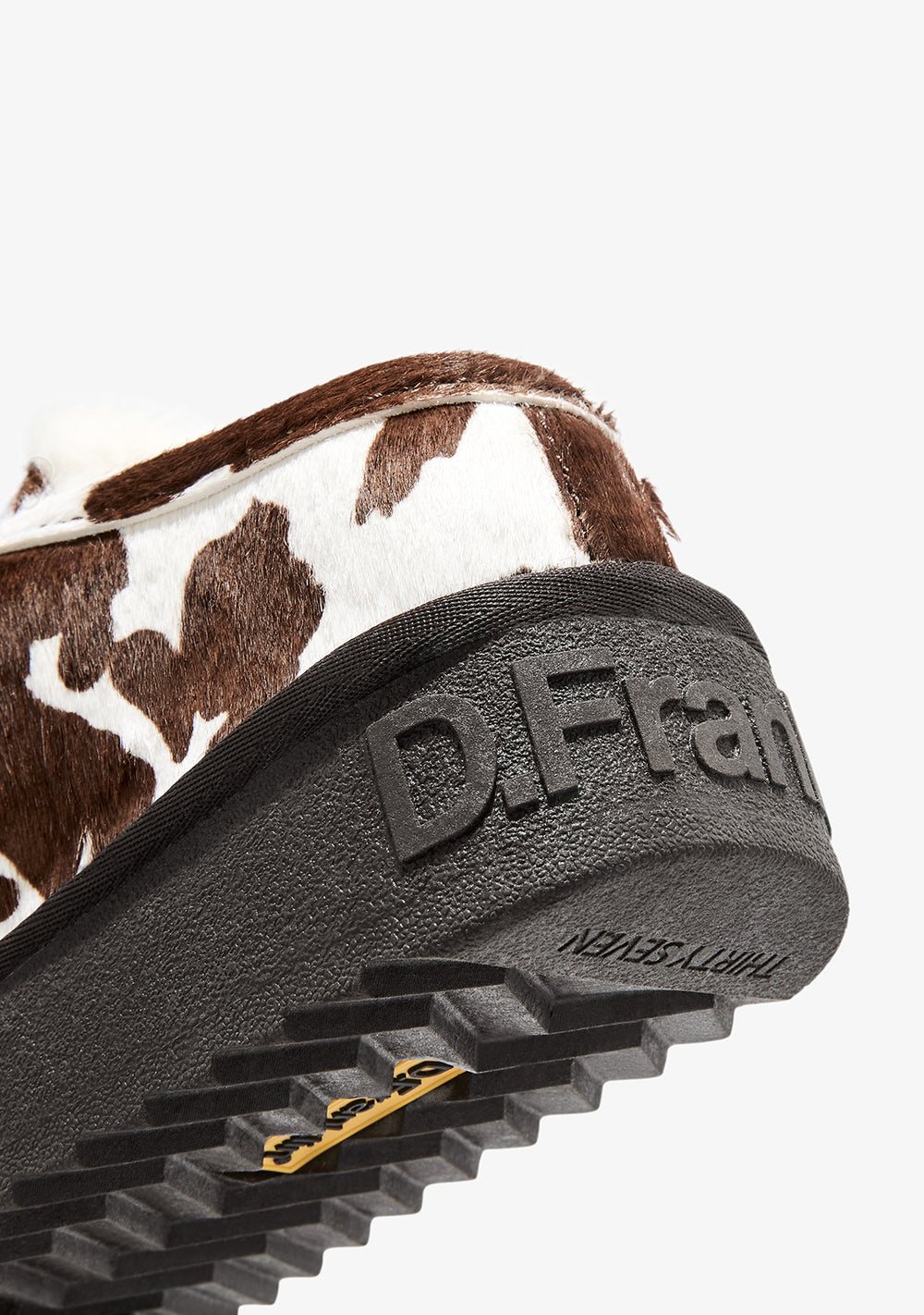 Zimske papuče D.Franklin Nordic Clog Cow G629 - SMEĐA