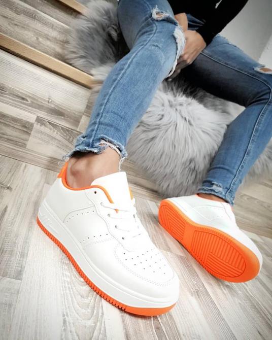ŽENSKE PATIKE - BELO/NARANDŽASTE