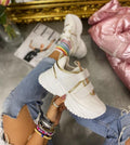 PATIKE SA VISOKIM ĐONOM NA ČIČAK - BELE