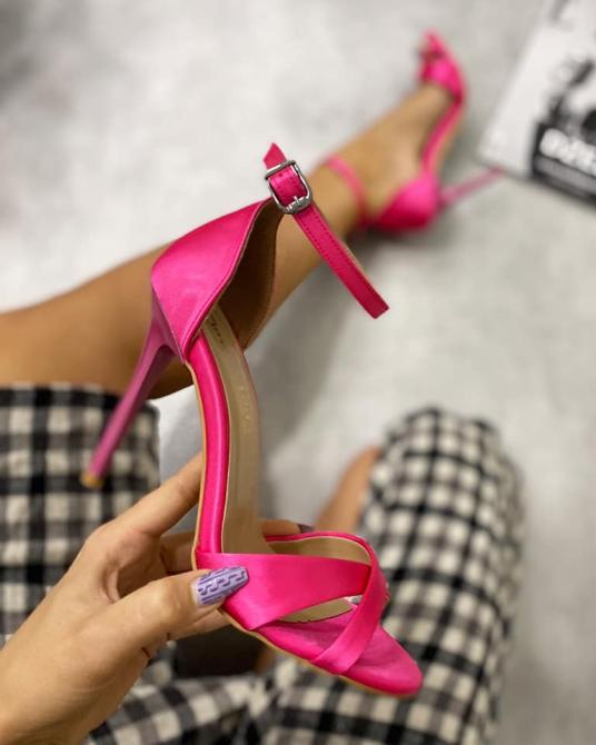 SATEN SANDALE NA TANKU ŠTIKLU - PINK
