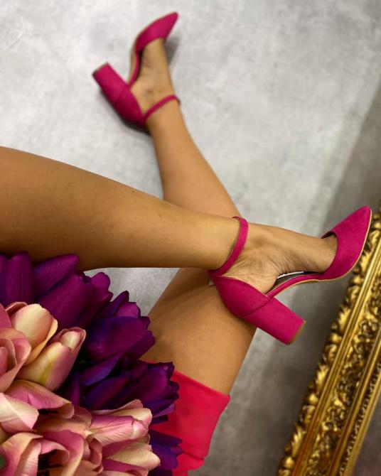 VELUR ŠPIC CIPELE NA DEBLJU ŠTIKLU SA KAIŠEM - PINK
